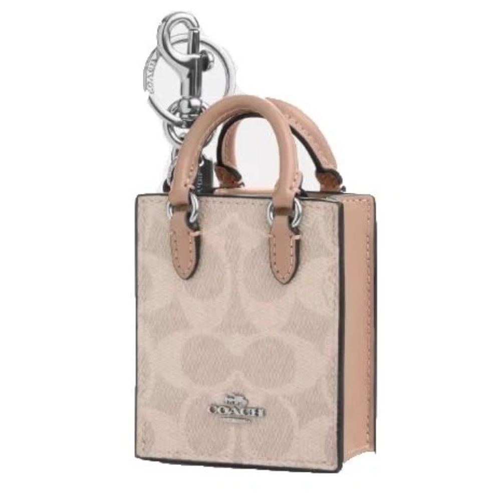 COACH CX069 SVPWH Credit Card Case Key GOP Bag Tote Charm NWT $138